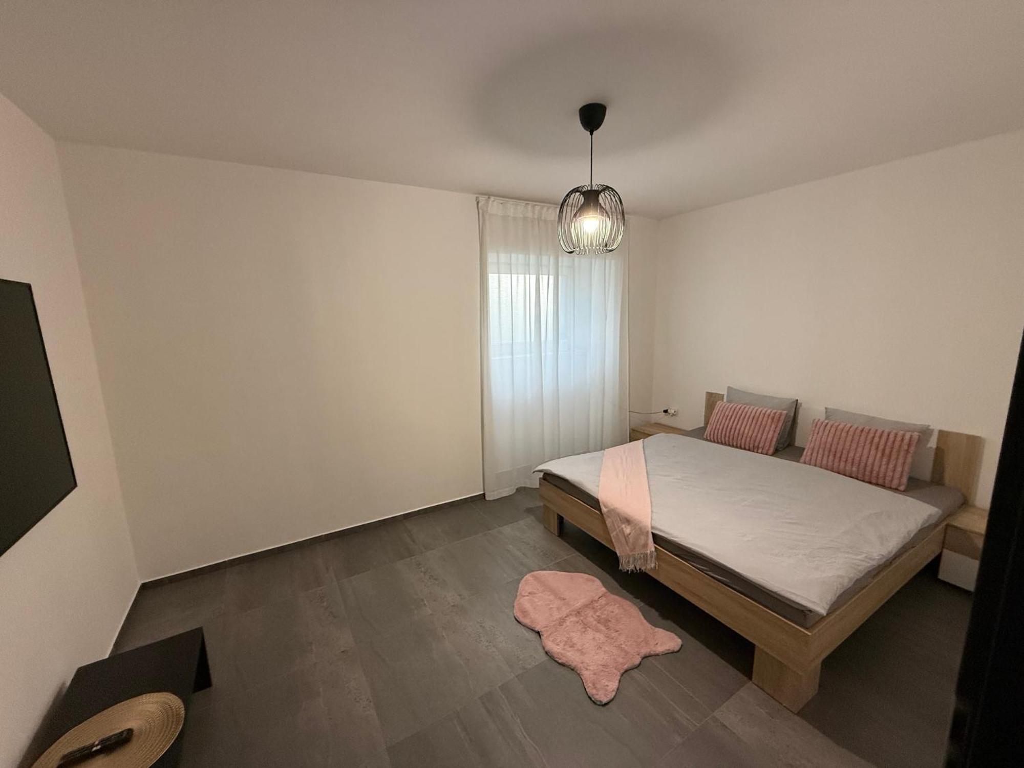 Appartement 72m2 Private Garden Parking Free *